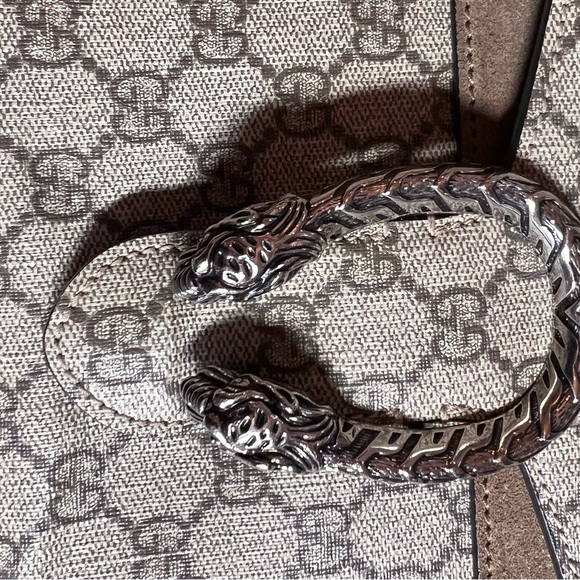 Gucci Beige and Brown Shoulder Bag - Picture 10 of 11